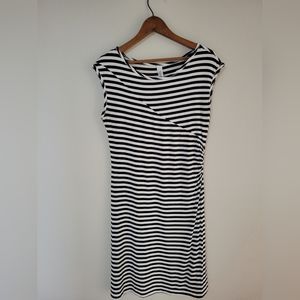 Fitted knee length jersey dress by Yala